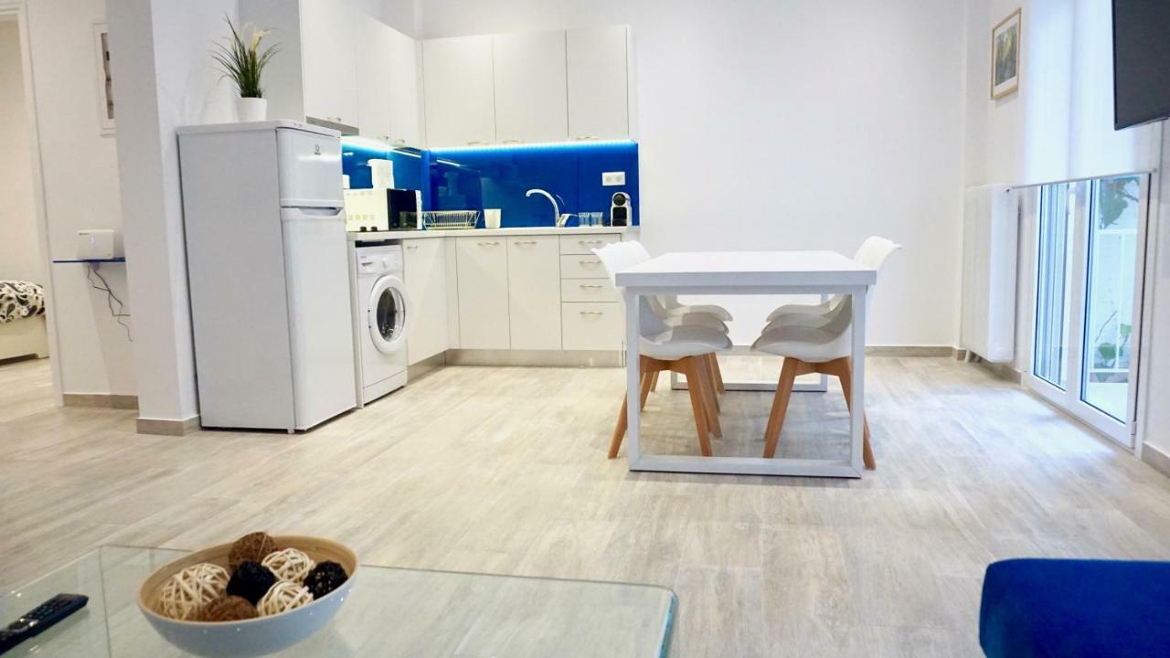 Modern & Central Apt In Ateny Zewnętrze zdjęcie