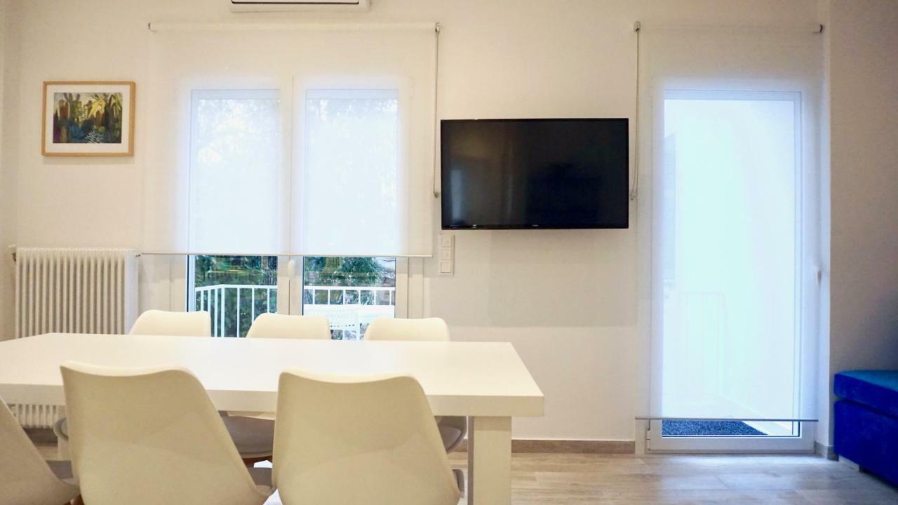 Modern & Central Apt In Ateny Zewnętrze zdjęcie
