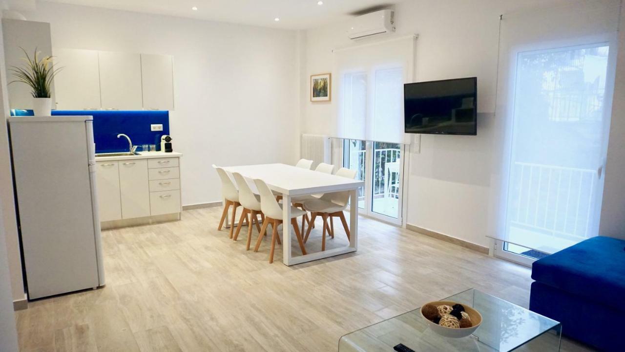 Modern & Central Apt In Ateny Zewnętrze zdjęcie